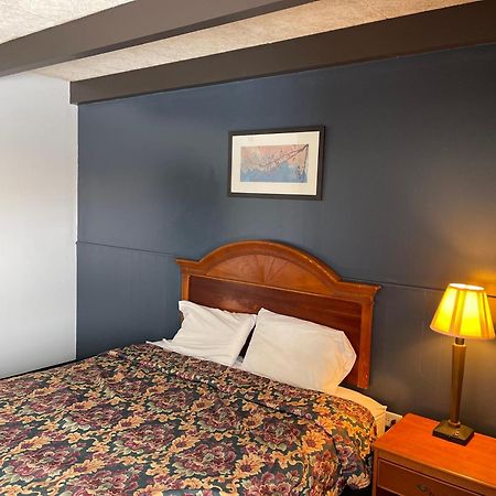 Wooden Shoe Motel Holland Εξωτερικό φωτογραφία